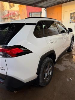 تۆیۆتا ڕاڤ 4